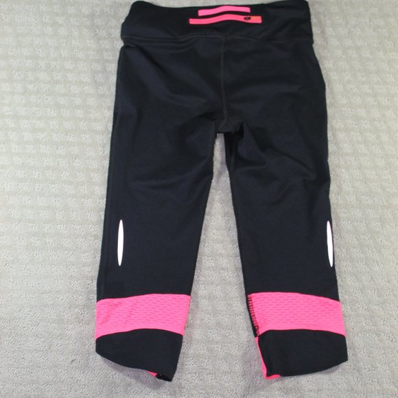 Under Armour Size Small Black and Neon Peach Cropped Yoga Pants - Picture 2 of 4